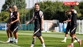 mira el video del primer entrenamiento de messi en el psg mira el video del primer entrenamiento de messi en el psg