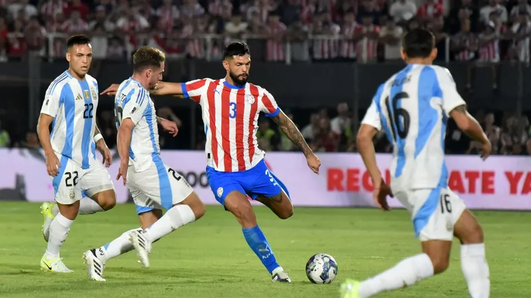 Sanabria y Alderete anotaron los goles de Paraguay ante la Selección Argentina.