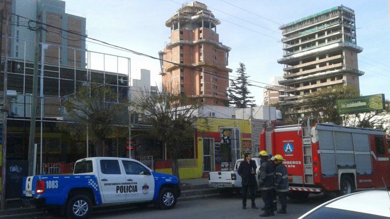 Un obrero recibió una descarga eléctrica en Buenos Aires e Islas Malvinas.