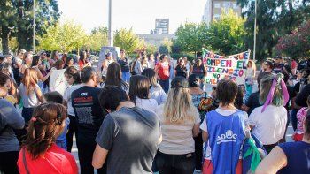 vecinos pidieron justicia por la adolescente violada vecinos pidieron justicia por la adolescente violada