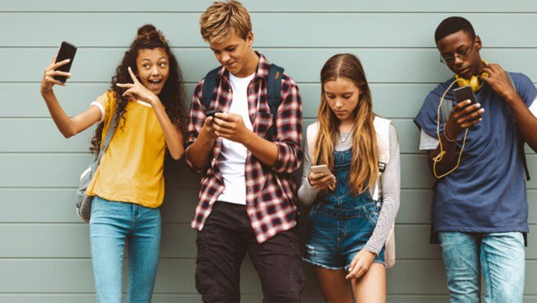 Adolescentes, tecnología y salud mental: un estudio de Oxford no encuentra ninguna relación