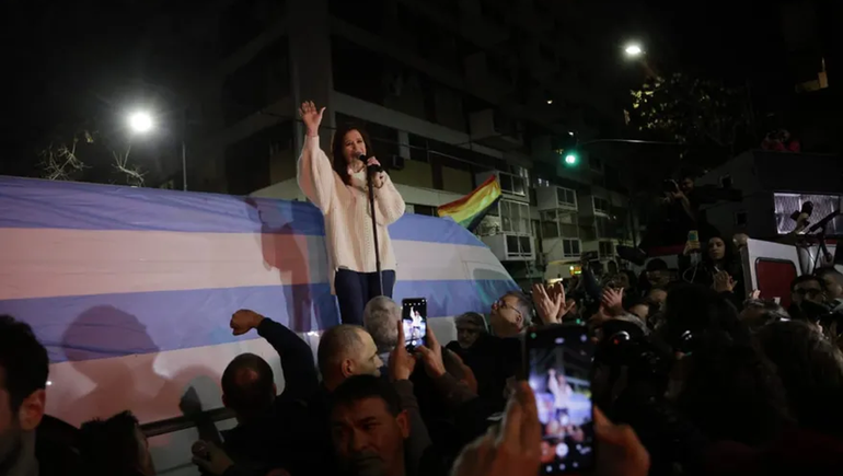 Cristina: No toleran el amor y la alegría de los peronistas