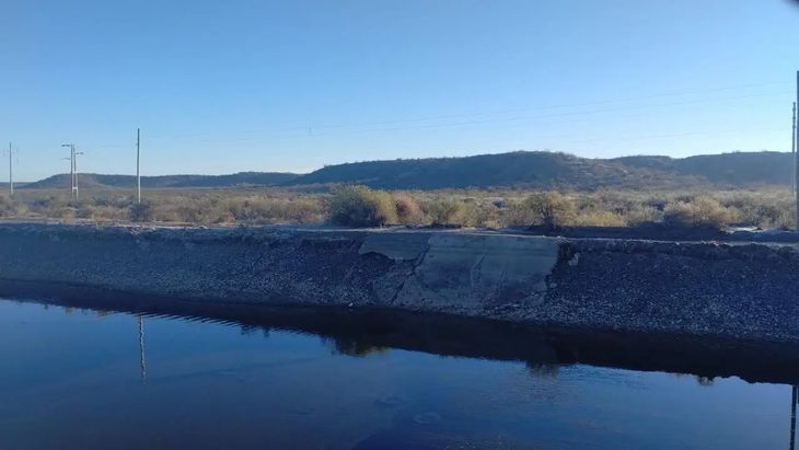 Infraestructura clave: El Canal Principal del Alto Valle es el eje del sistema que irriga 60.000 hectáreas. Infraestructura clave: El Canal Principal del Alto Valle es el eje del sistema que irriga 60.000 hectáreas.