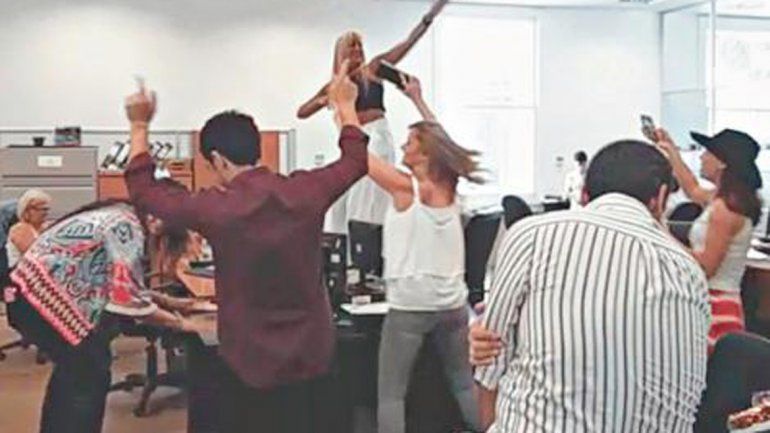 El video se viralizó en las redes sociales y fue ampliamente repudiado.