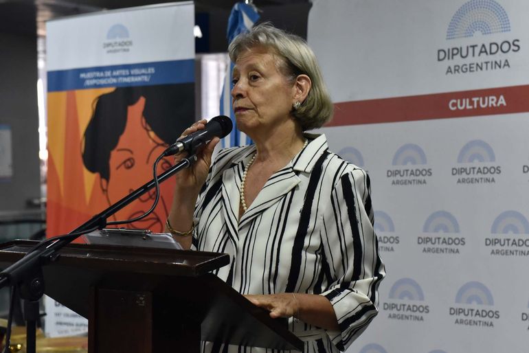 La biografía de Julieta Lanteri escrita por una historiadora de San Martín llegó al Congreso