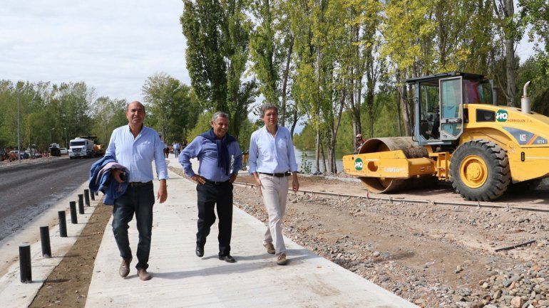 El intendente Horacio Quiroga y sus colaboradores recorrieron la obra.