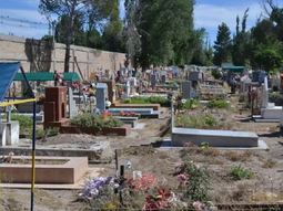 La Municipalidad de Ingeniero Huergo lanzó una convocatoria para regularizar su situación en el cementerio local. La Municipalidad de Ingeniero Huergo lanzó una convocatoria para regularizar su situación en el cementerio local.