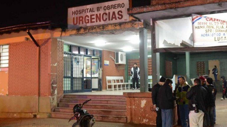 El terrible hecho ocurrió mientras la nena quería subir a una mesita.