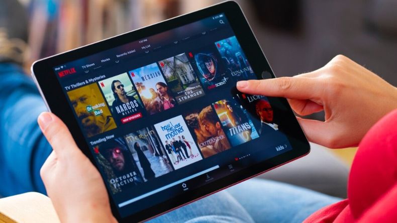 La actualización técnica de Netflix dejará sin soporte a varios televisores inteligentes y celulares antiguos desde junio de 2026. | LM Neuquen La actualización técnica de Netflix dejará sin soporte a varios televisores inteligentes y celulares antiguos desde junio de 2026.