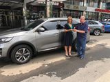 Premio al mejor jefe: regala autos 0Km y vacaciones a sus empleados