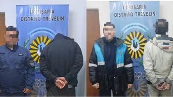 Los dos hombres que se enfrentaron con armas blancas en Chubut, demorados en la comisaría de Trevelin. Los dos hombres que se enfrentaron con armas blancas en Chubut, demorados en la comisaría de Trevelin.
