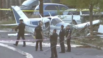 La avioneta cayó y provocó severos daños en una de las zonas residenciales militares más grandes del mundo”. La avioneta cayó y provocó severos daños en una de las zonas residenciales militares más grandes del mundo”.