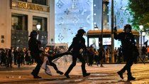 Los violentos festejos en París luego de la clasificación del PSG a la final de la Champions. Los violentos festejos en París luego de la clasificación del PSG a la final de la Champions.