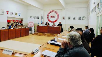 En una reunión en la Liga de Fútbol de Comodoro Rivadavia se empezó a destrabar el conflicto con los árbitros. En una reunión en la Liga de Fútbol de Comodoro Rivadavia se empezó a destrabar el conflicto con los árbitros.