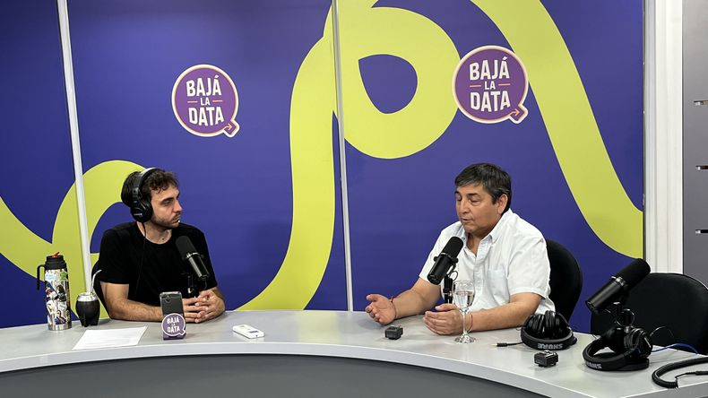 Carlos Quintriqueo en Bajá la data, el streaming de LM Play. | LM Neuquen Carlos Quintriqueo en Bajá la data, el streaming de LM Play.