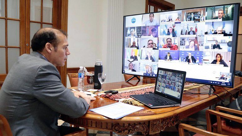 Sin turismo ni escuelas, Neuquén avanza a la normalización