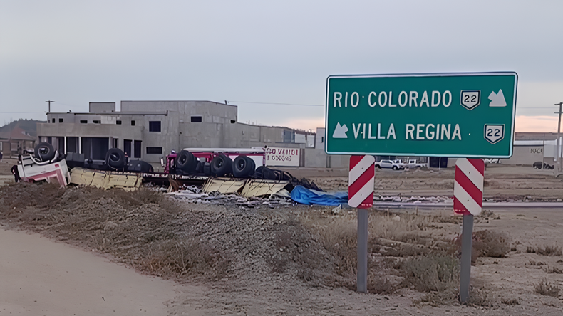 El trágico incidente vial ocurrió durante la mañana de este jueves en la rotonda de Choele Choel.