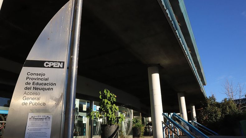 Ya están publicados los listados para Interinatos y Suplencias docentes 2026 | LM Neuquen Ya están publicados los listados para Interinatos y Suplencias docentes 2026