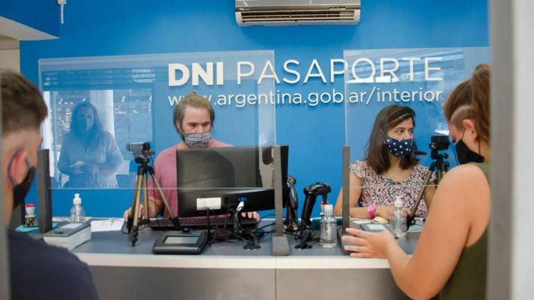 A principios de abril hackearos más de 115 mil archivos que se correspondían con imágenes de ciudadanos argentinos fue extraído del Renaper. Foto: Google.
