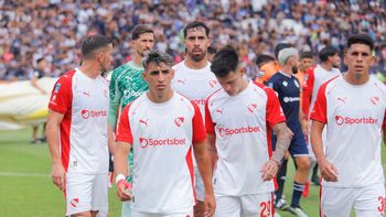 Independiente cayó por 3 a 2 sobre el final. Independiente cayó por 3 a 2 sobre el final.