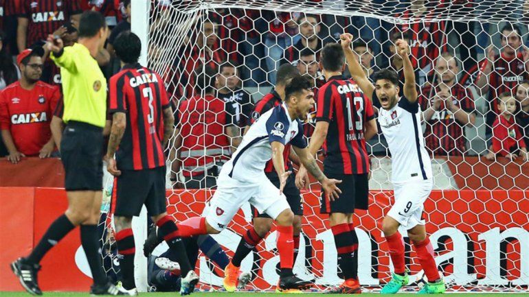 El Ciclón viene de ganarle a Atlético Paranaense de visitante. &nbsp; 