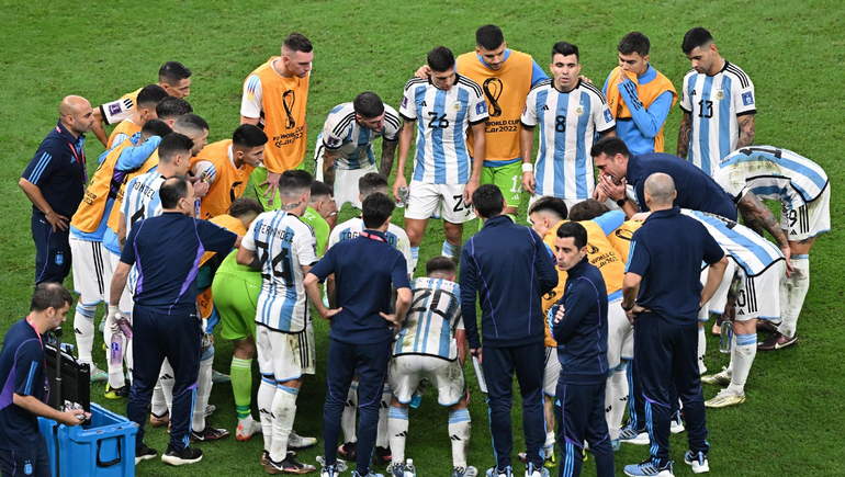 Las indicaciones previas a la tanda de penales donde Gonzalo Montiel metió en último Las indicaciones previas a la tanda de penales donde Gonzalo Montiel metió en último