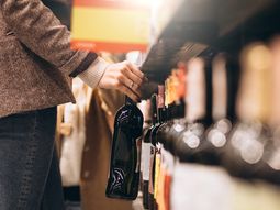 Hilario, Sorocayense y Tamberías desde ahora tiene estatus para distinguirse de los vinos de San Juan. Hilario, Sorocayense y Tamberías desde ahora tiene estatus para distinguirse de los vinos de San Juan.