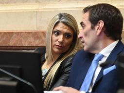 La reforma laboral comenzará a tratarse este miércoles en el Senado de la Nación. La reforma laboral comenzará a tratarse este miércoles en el Senado de la Nación.