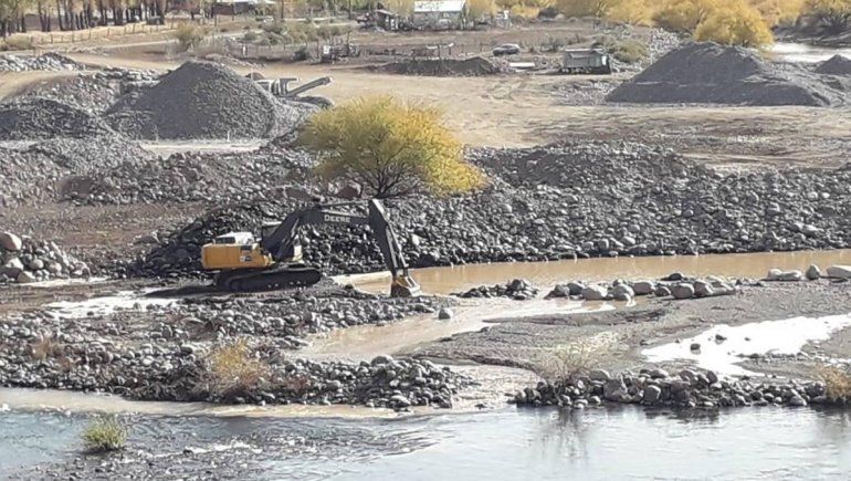 Preocupación por el bajo caudal de agua en el norte neuquino