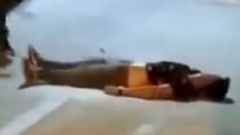 Video: otra brutal golpiza de un patovica a un joven en Mardel