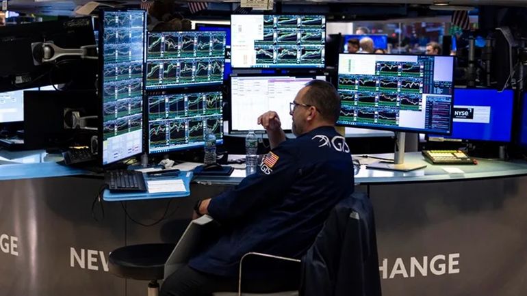 Además del Riesgo País en Argentina, muchas acciones cayeron estrepitosamente en Wall Street. Además del Riesgo País en Argentina, muchas acciones cayeron estrepitosamente en Wall Street.