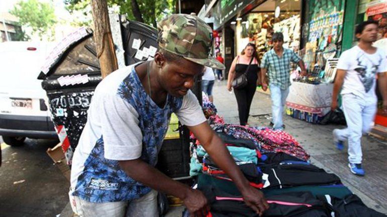 Quieren restringir el ingreso de inmigrantes que tengan antecedentes penales