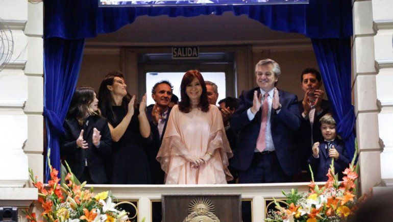 Alberto empezó a limar asperezas con enviados de Trump