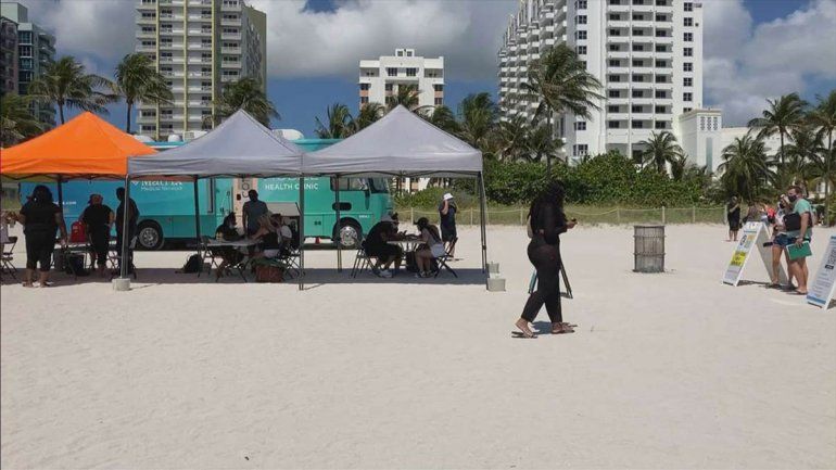 Vacuna tours: neuquinos ya planifican viajes a Miami para vacunarse