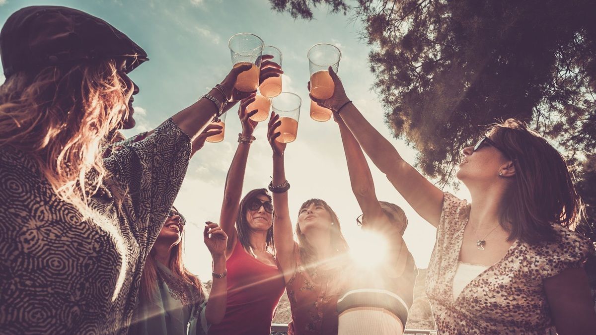 3 señales silenciosas que podrían revelar una amistad tóxica
