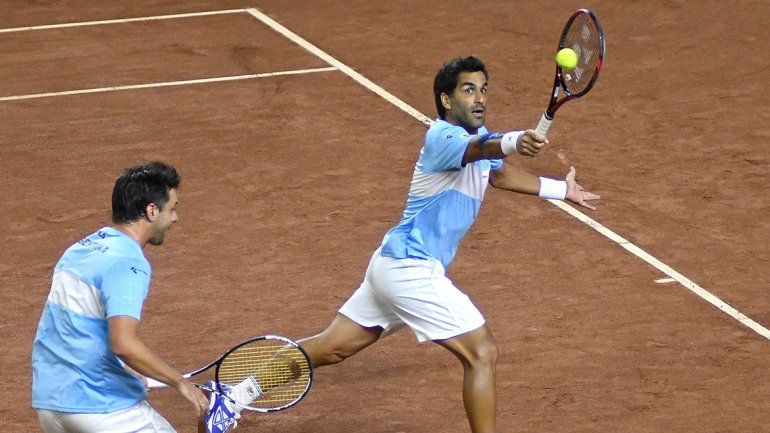 En un emotivo partido de dobles, Argentina se quedó con la serie ante Colombia