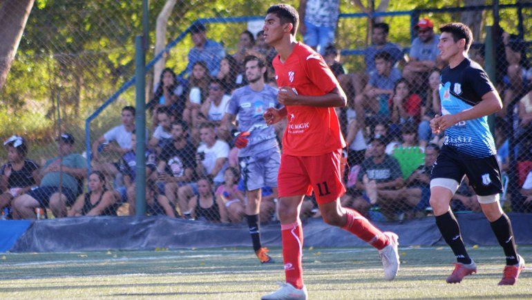 Conocé al pibe que debutó en Independiente y fue figura