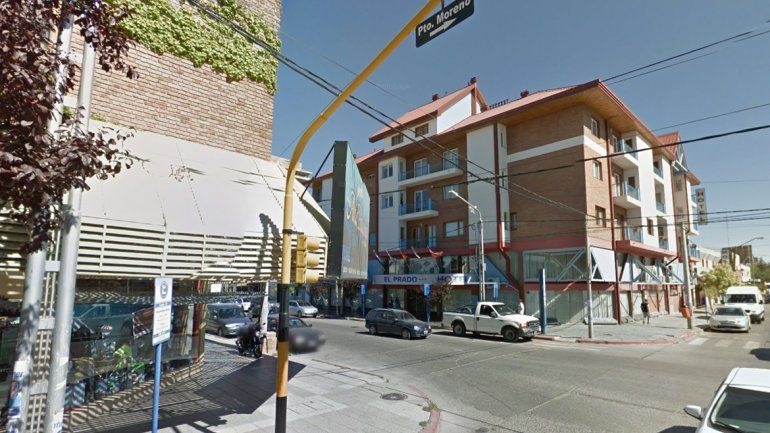 Los detuvieron luego de intentar robar en un hotel del Bajo