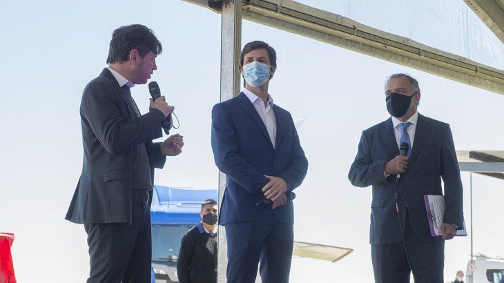 El gobernador Axel Kicillof, con el intendente Nicolás Mantegazza y Juan Ojanguren de la empresa Galileo. Crédito: Livio Giordano - Gentileza Galileo Energía y Galileo Technologies.