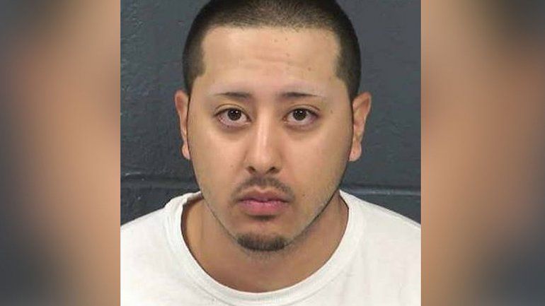 Veía porno, pensó que la actriz era su novia y la quiso matar