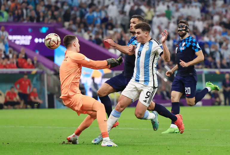 El polémico tuit de conocido periodista argentino en pleno partido