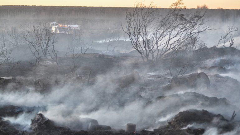 Bomberos combatieron un nuevo incendio de pastizales en Plottier