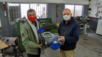 neuquinos crearon respirador con un motor de limpiaparabrisas neuquinos crearon respirador con un motor de limpiaparabrisas