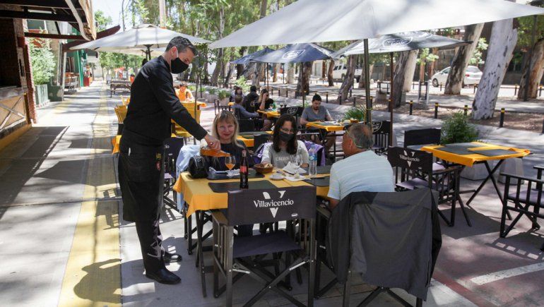 La nueva normalidad: así lució Neuquén el domingo que volvió el movimiento