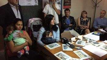 La Pastoral y algunas madres damnificadas exigieron respuestas. La Pastoral y algunas madres damnificadas exigieron respuestas.