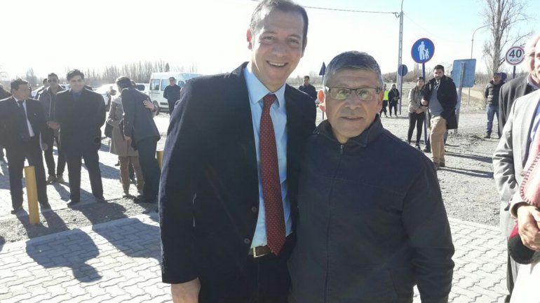 Senillosa ya disfruta del nuevo paseo costero