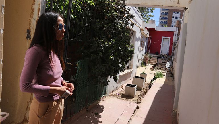 Julieta Olivera teme que su casa se siga derrumbando. Julieta Olivera teme que su casa se siga derrumbando.