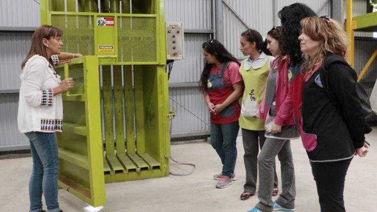 Empleo privado: de cuánto es la brecha salarial entre hombres y mujeres