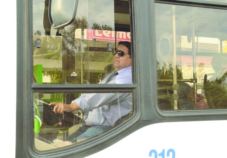 El último 6 de mayo de 2025, la UTA (Unión Tranviarios Automotor) llevó adelante un paro nacional de actividades. El último 6 de mayo de 2025, la UTA (Unión Tranviarios Automotor) llevó adelante un paro nacional de actividades.