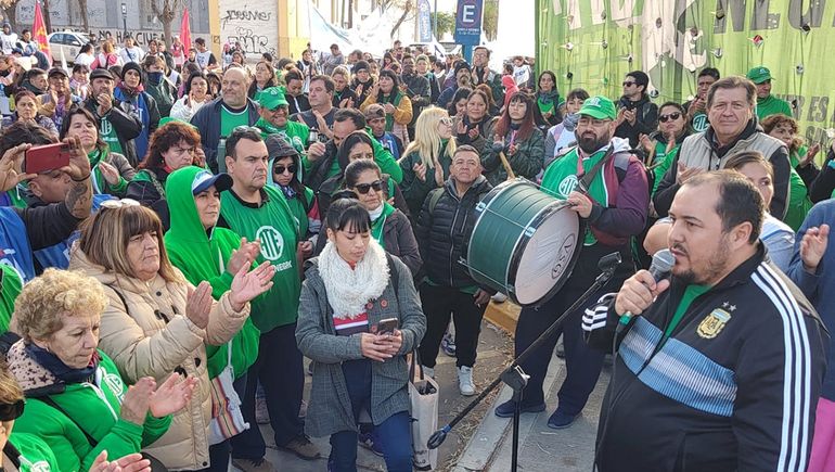 ATE Río Negro rechaza el pago en cuotas del aguinaldo: ¿Cuándo se anuncia la fecha?
